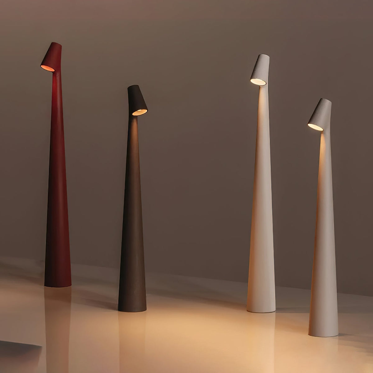 Candeeiro de mesa Nirerora minimalista em acrílico