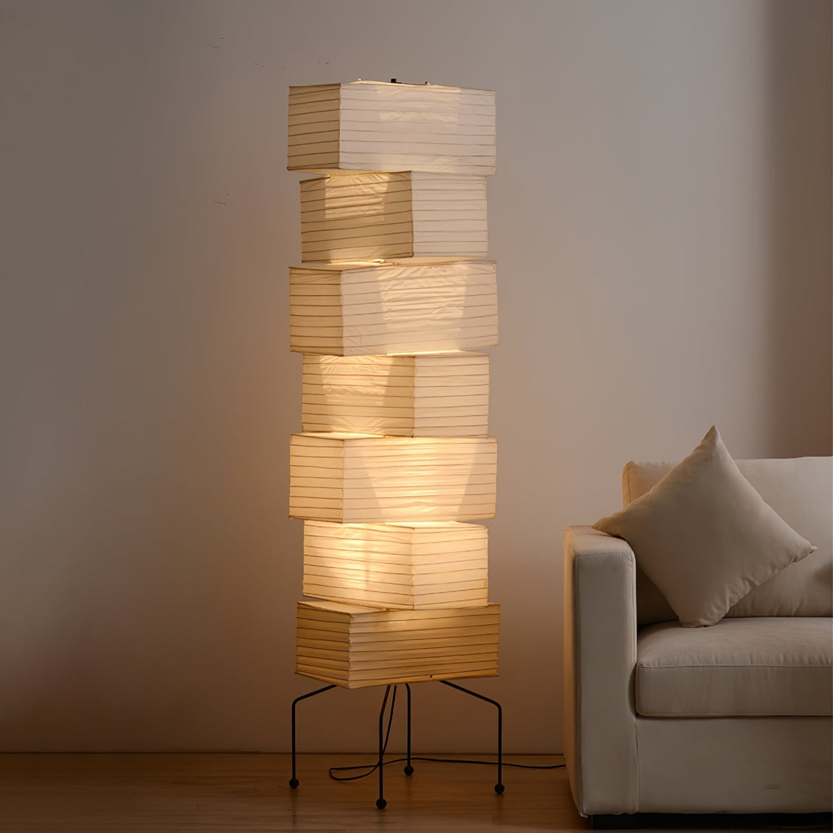 Avara golvlampa i papper