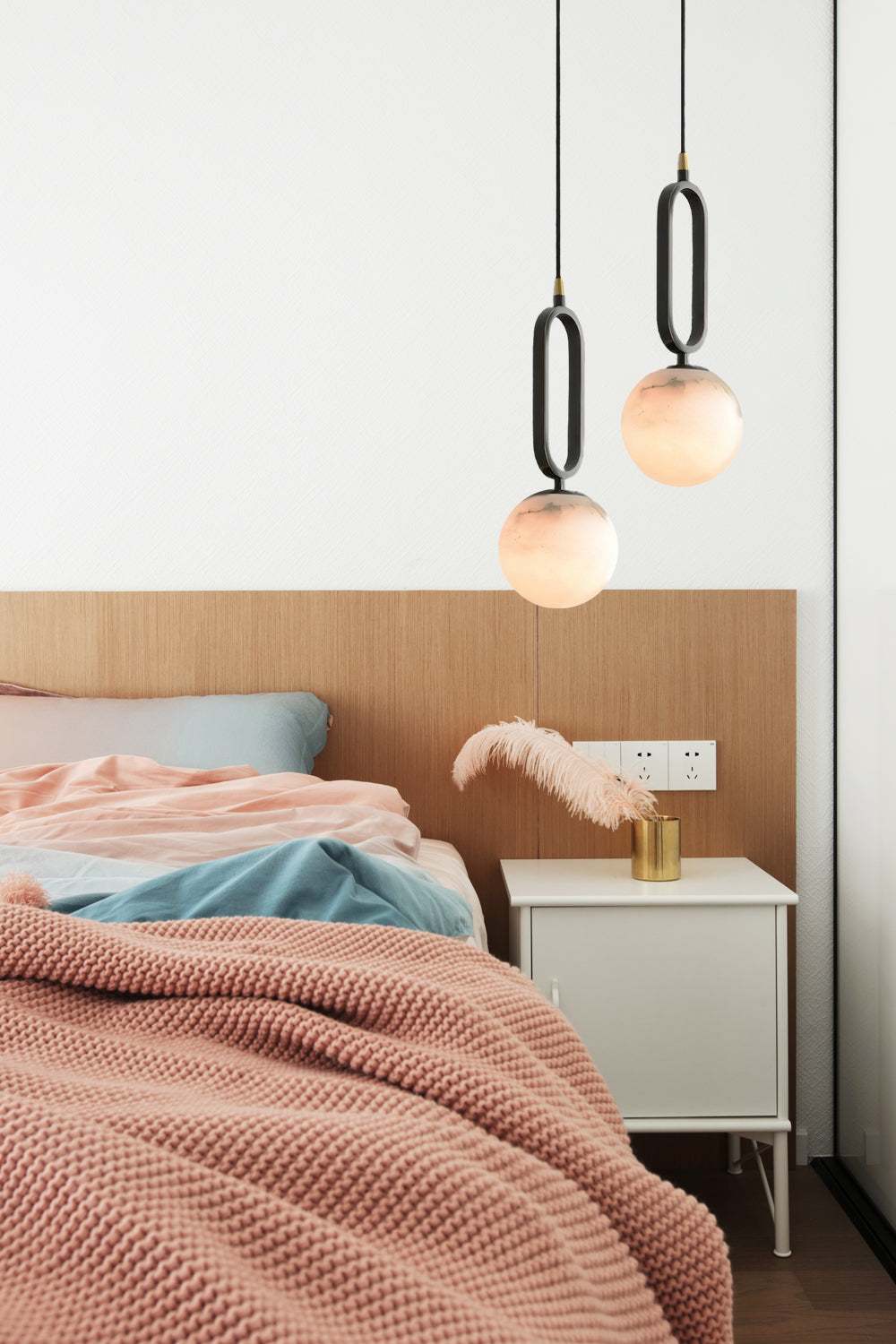 Gloruvyd minimalistisk alabastpendel med kugle