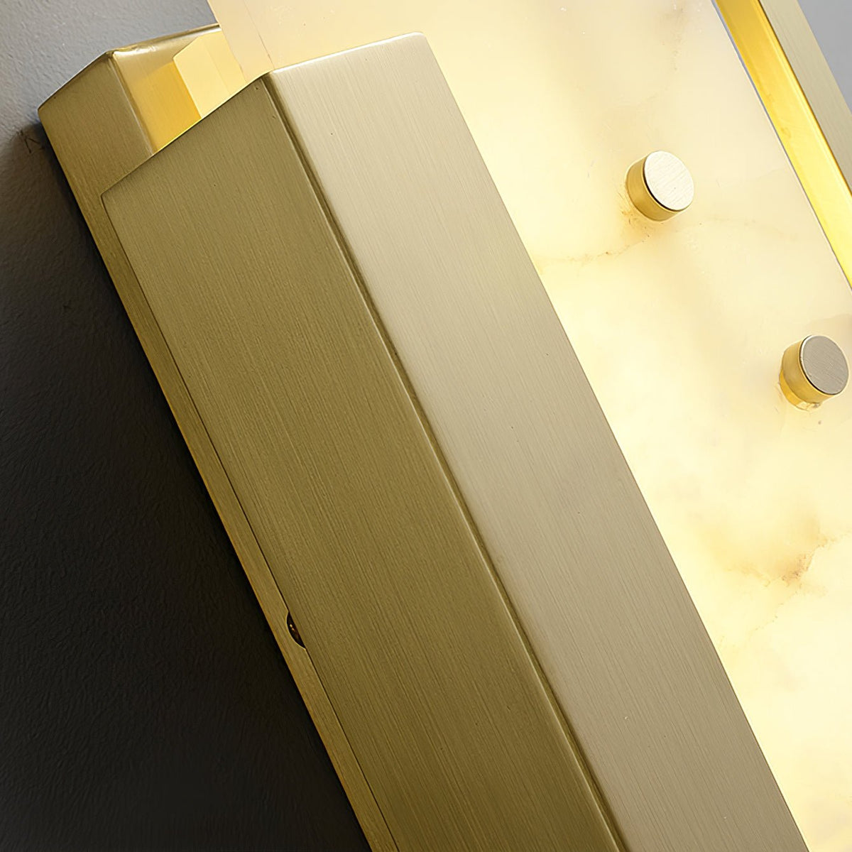Albinelle vägglampa i alabaster