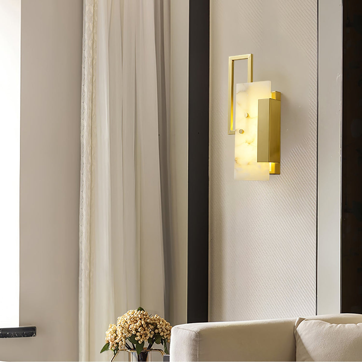 Albinelle vägglampa i alabaster