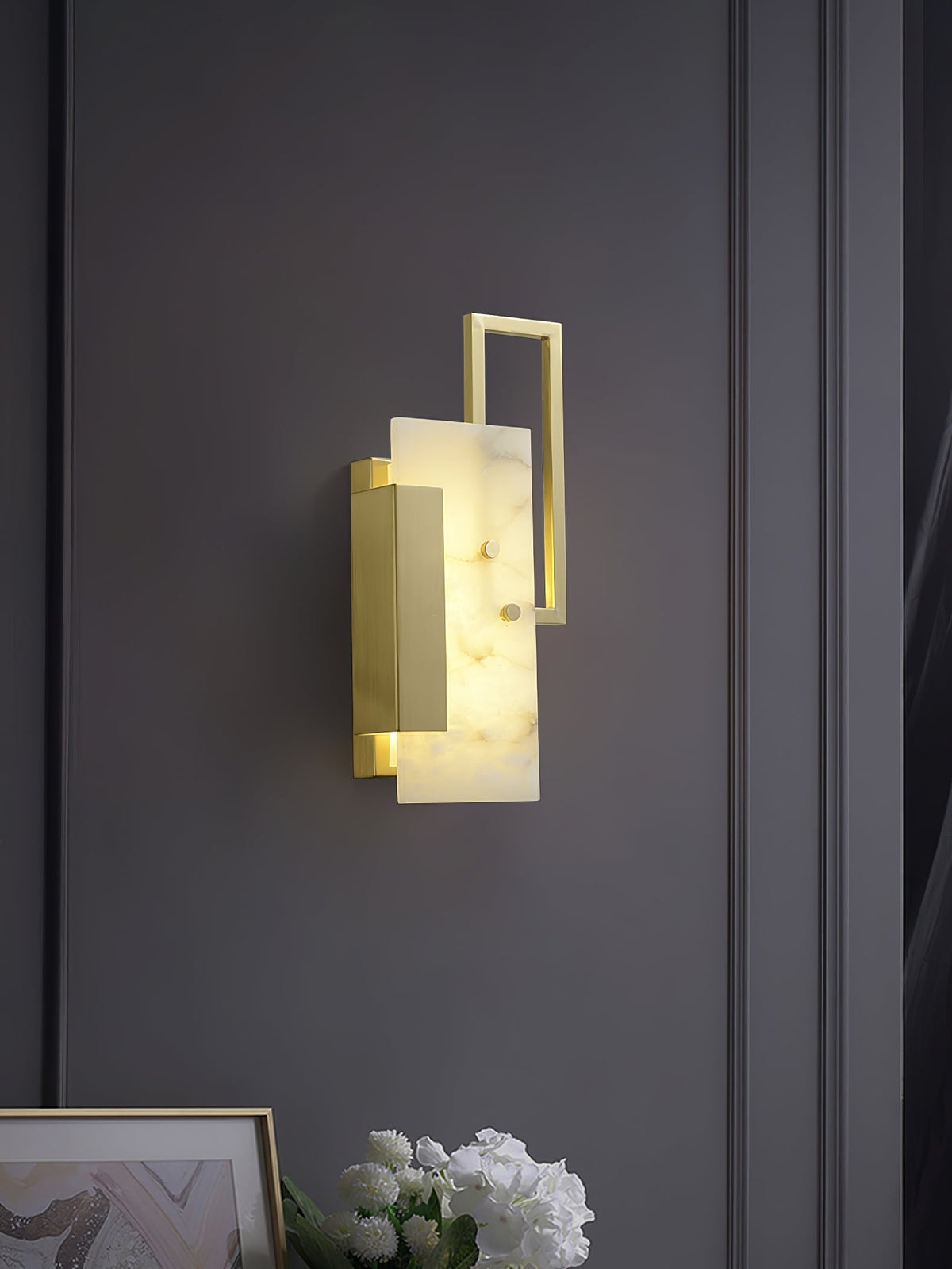 Albinelle vägglampa i alabaster