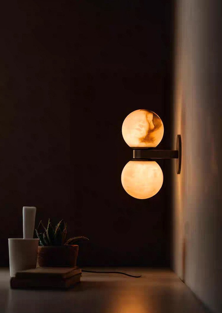 Lumenor Alabaster Celestia vägglampa i klotform