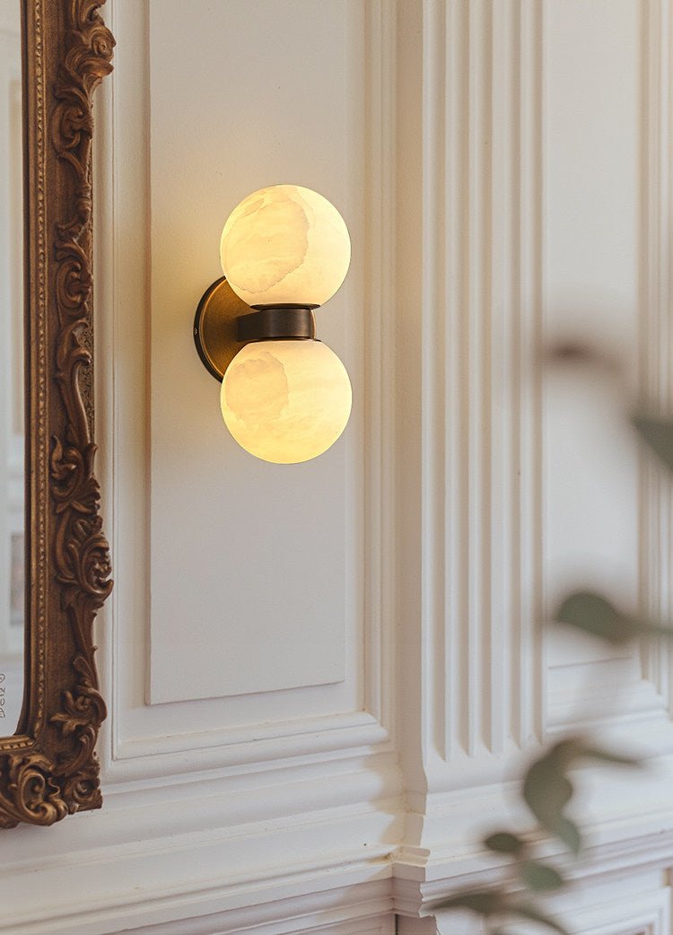 Lumenor Alabaster Celestia vägglampa i klotform