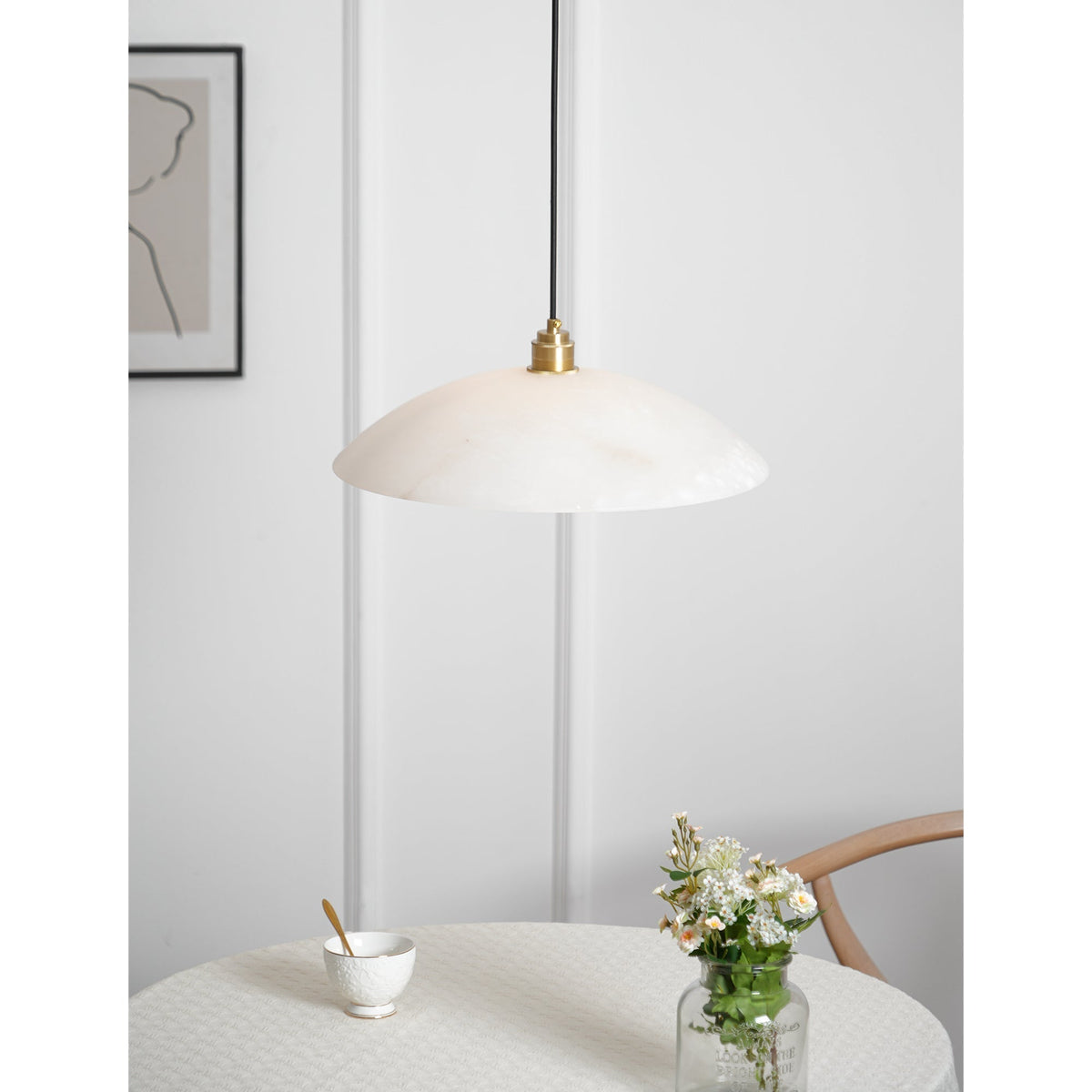 Ljomuvyd kreativ individuel kuppel-pendellampe i alabaster