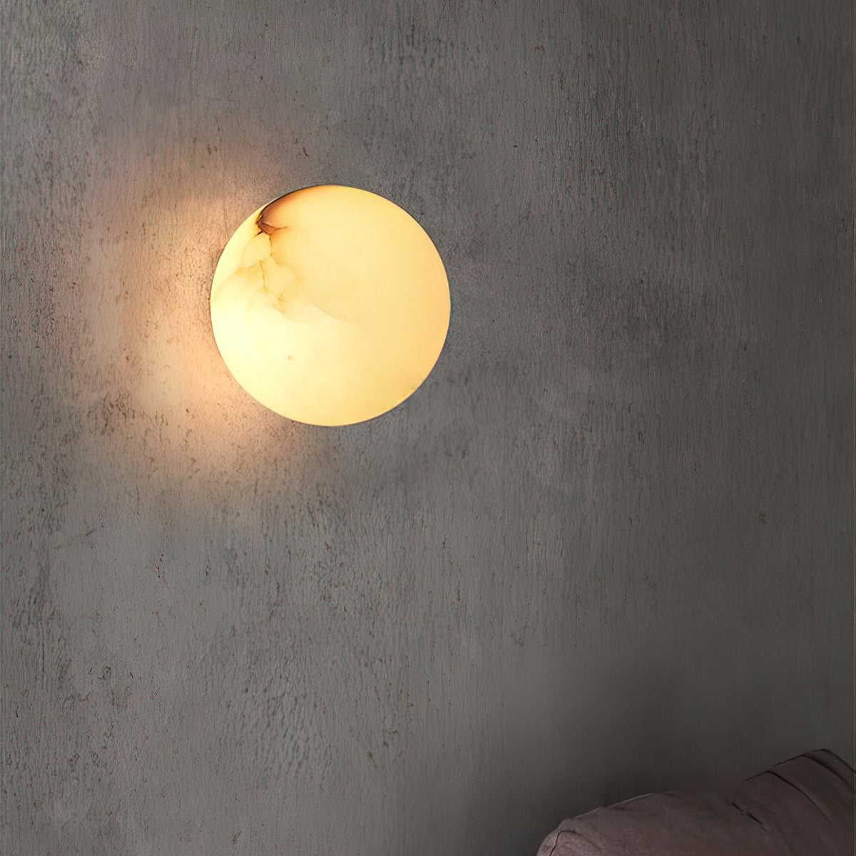 Navo mini-klotformad vägglampa i alabaster