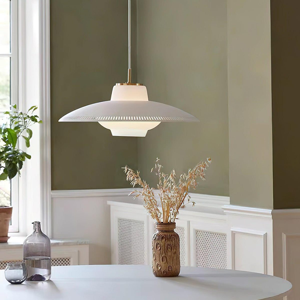 Rocan klassisk minimalistisk pendellampa