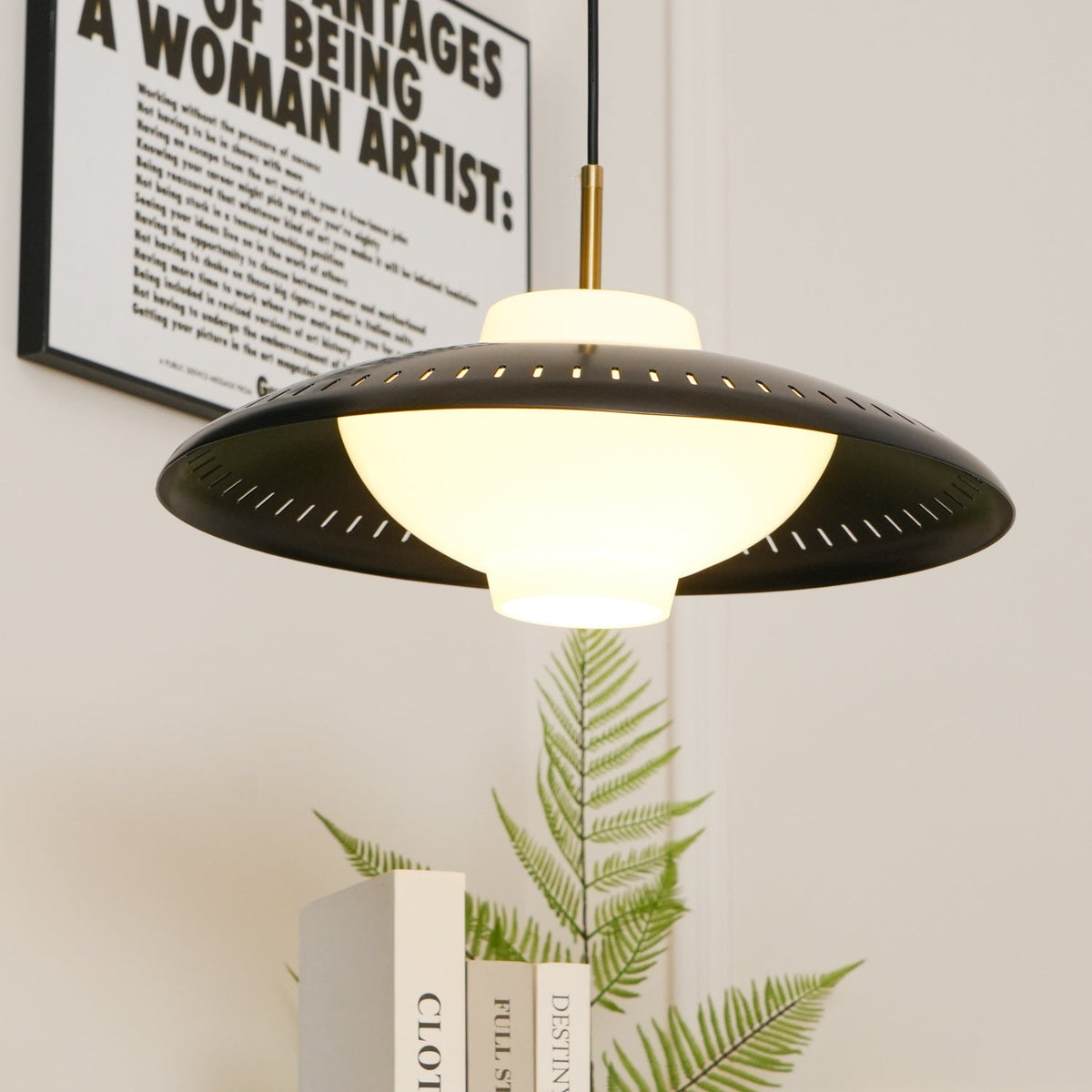 Rocan klassisk minimalistisk pendellampa