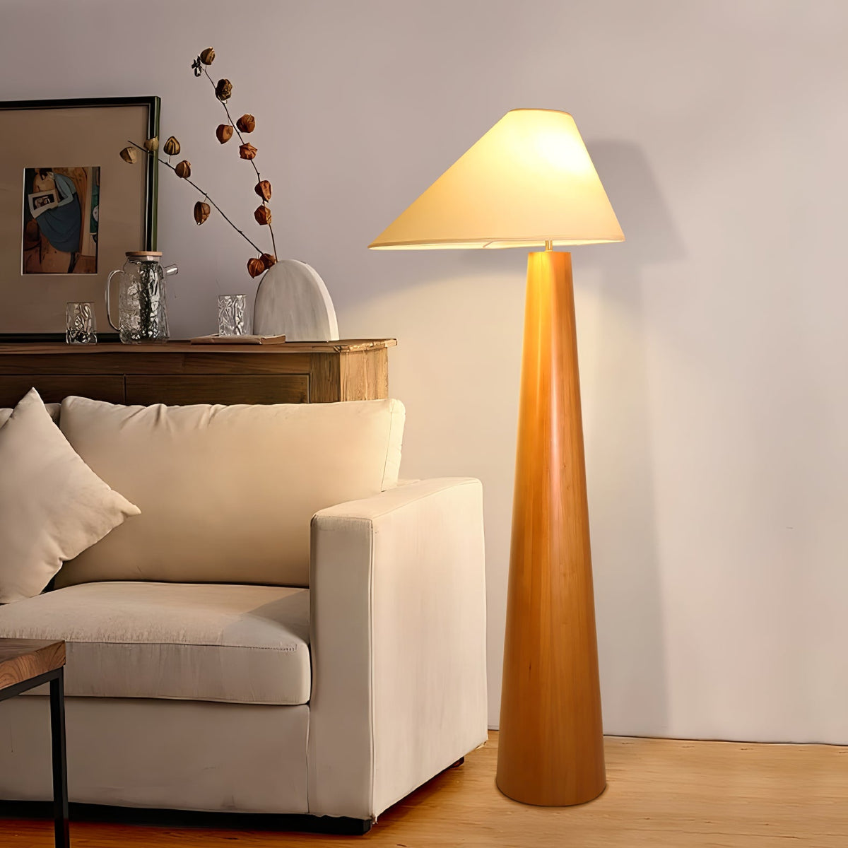 Pinnacle minimalistisk gulvlampe i træ