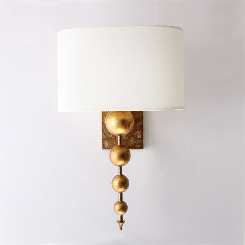 Eirikuvyn premium modern vägglampa i metall och tyg
