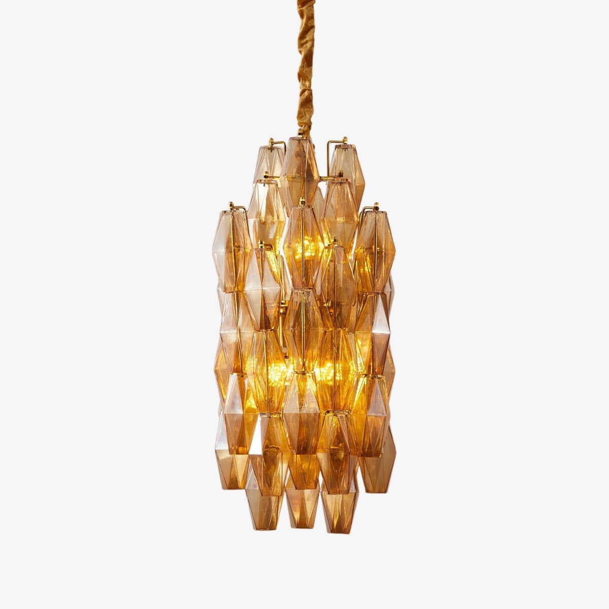 Lioraian lysekrone ravgul prisme lange kaskaderende glas vintage
