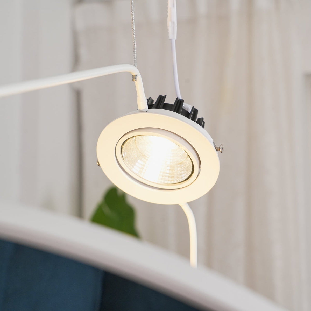 Brio minimalistisk pendellampe i stål