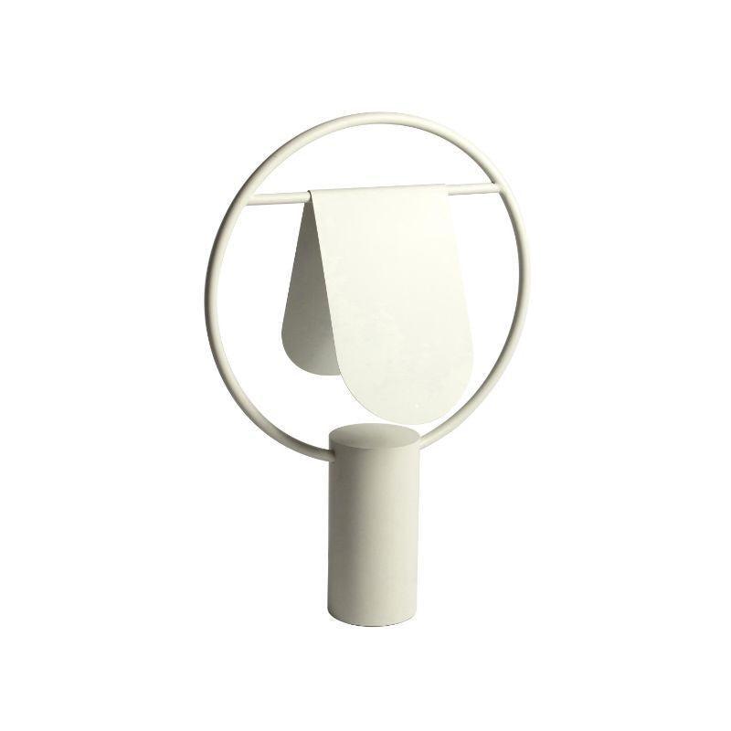 Abigail moderne bordlampe