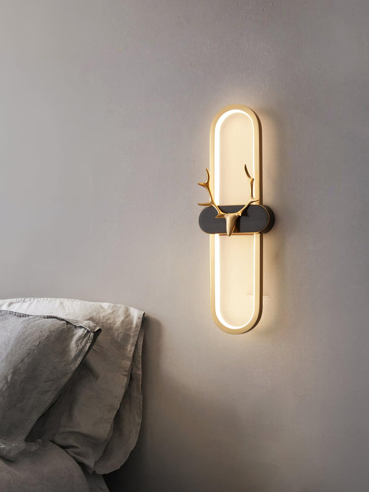 Cirisaine modern vägglampa