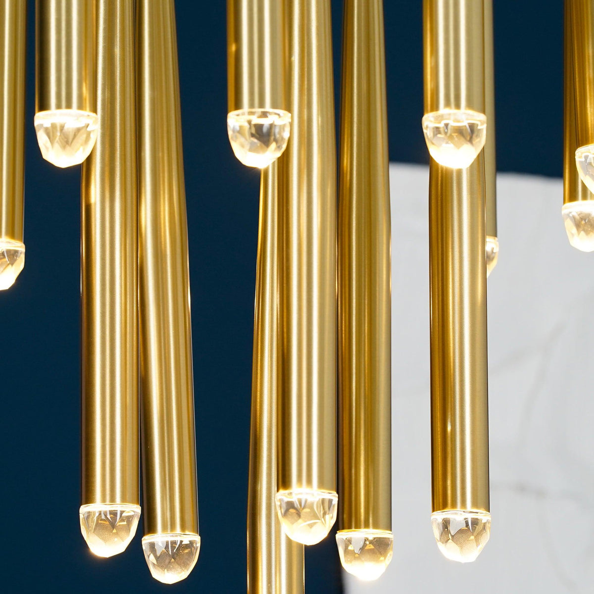 Candelabro Larry de cristal, latão, prata escurecida e para escadaria