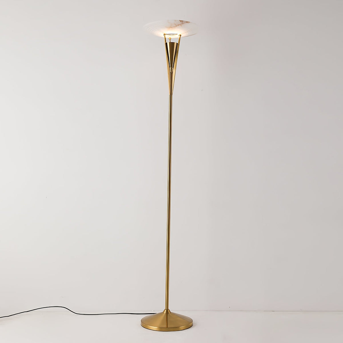 Veloros konformad golvlampa i alabaster