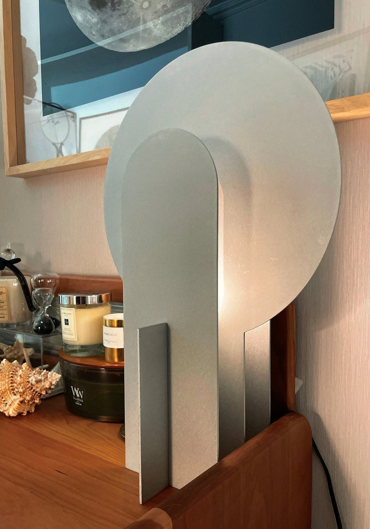 Solvique Arch-bordlampe i marmor