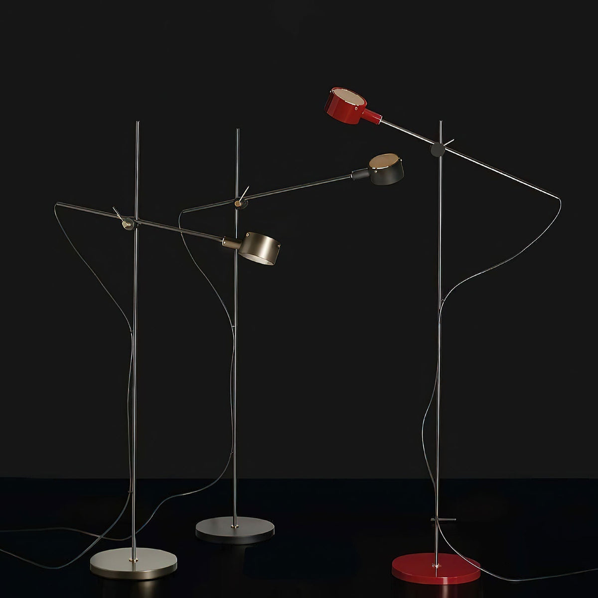 Arclen golvlampa med justerbar arm