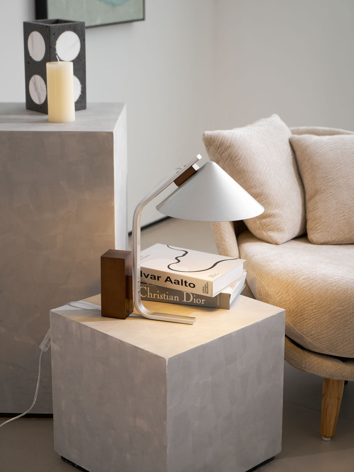 Ireld moderne bordlampe