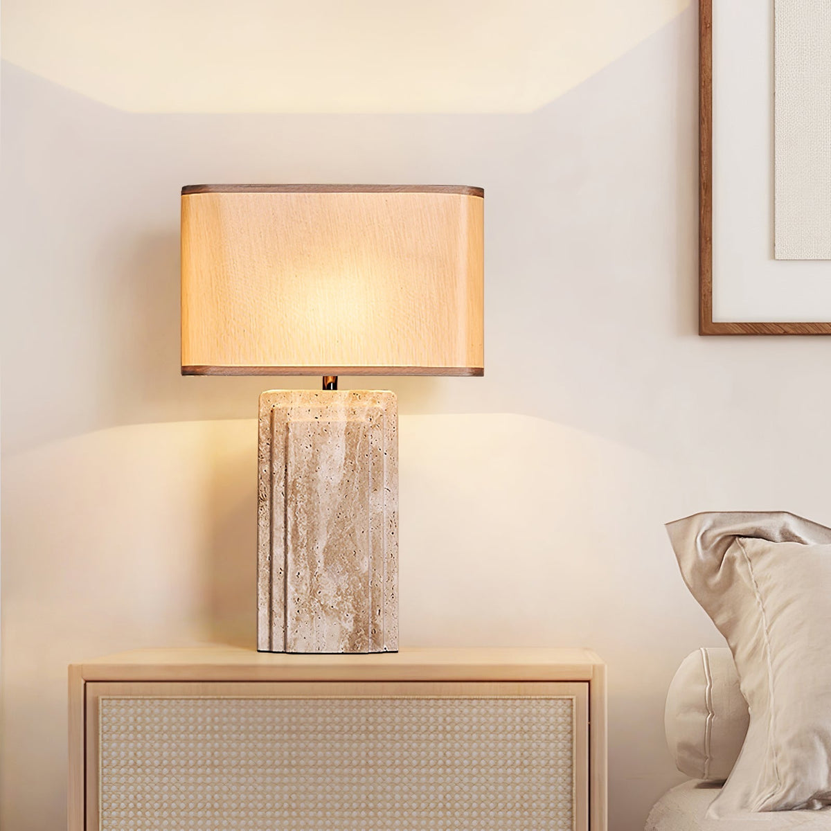 Cocare-bordlampe i travertin