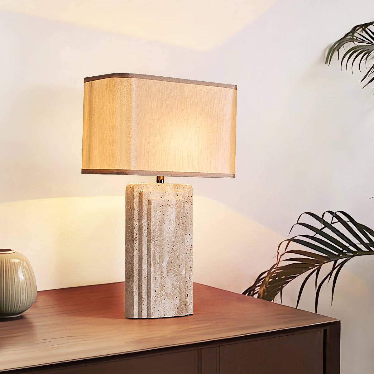 Cocare-bordlampe i travertin