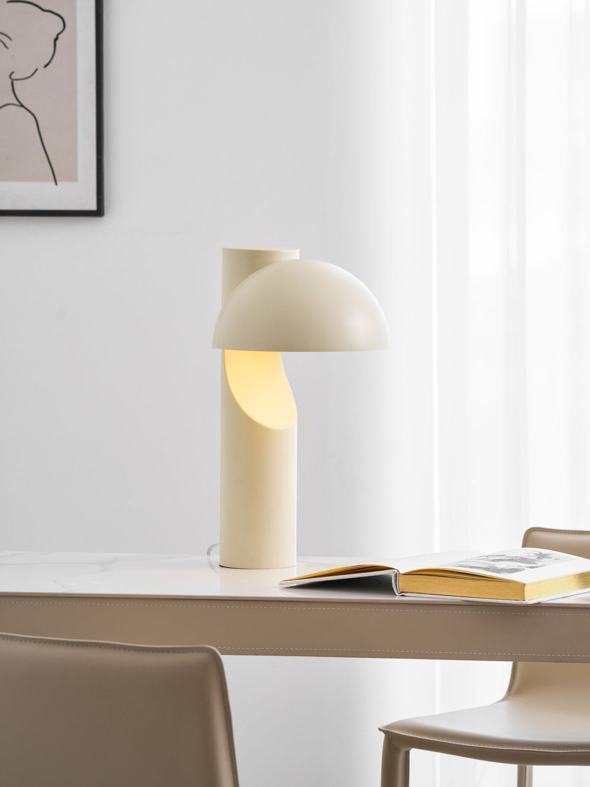 Candeeiro de mesa minimalista Belviora