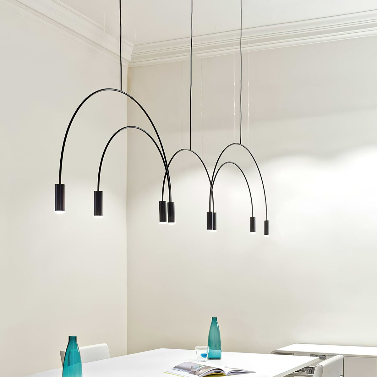 Candeeiro suspenso Noriel com cilindros sobrepostos, minimalista, para a sala de jantar