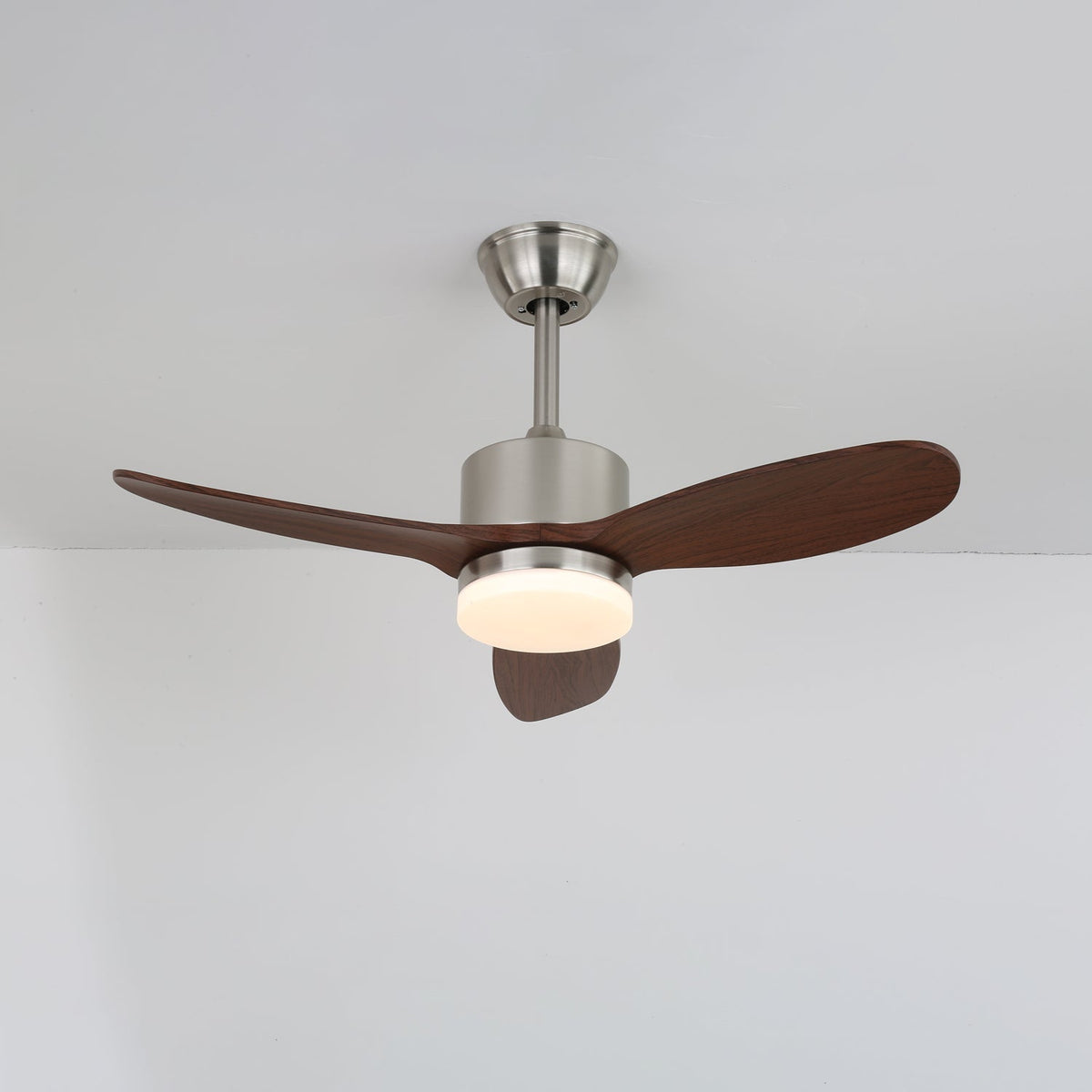 Ventoinha de teto com luz Verdant Breeze Canopy