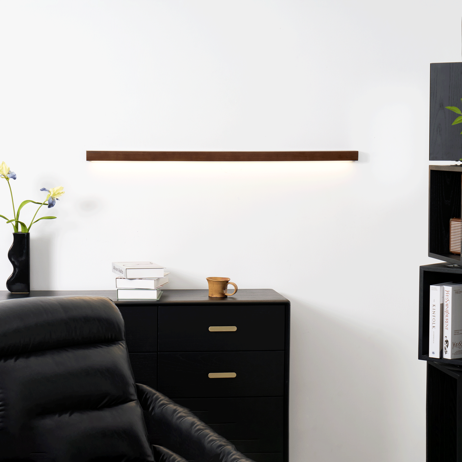 Elvivine lineær, minimalistisk LED-væglampe i træ