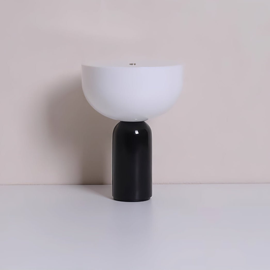 Vicky minimalistisk bordlampe i marmor