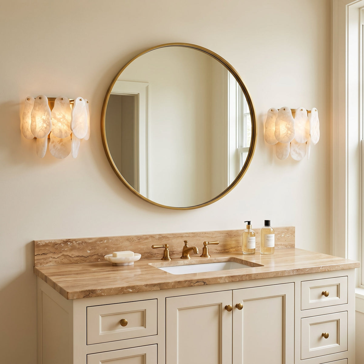 Quenstone Irregular Alabaster Wall Sconce