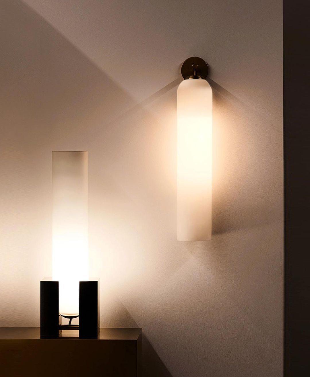 Renenelle vägglampa
