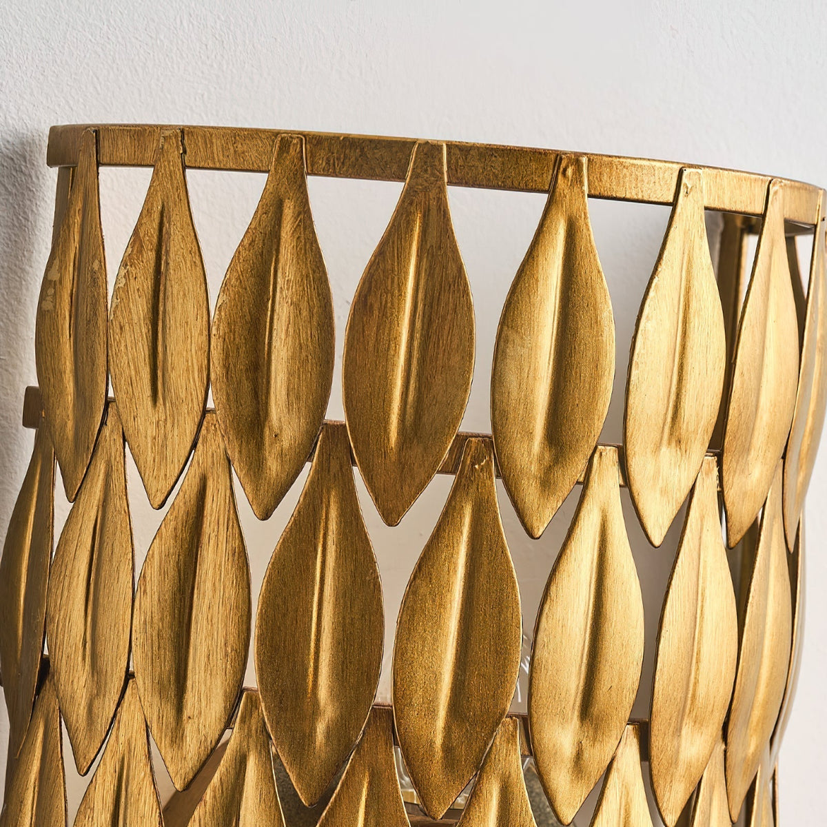 Xenuvyo Elegance Sophisticated Artus Metal Wall Lamp