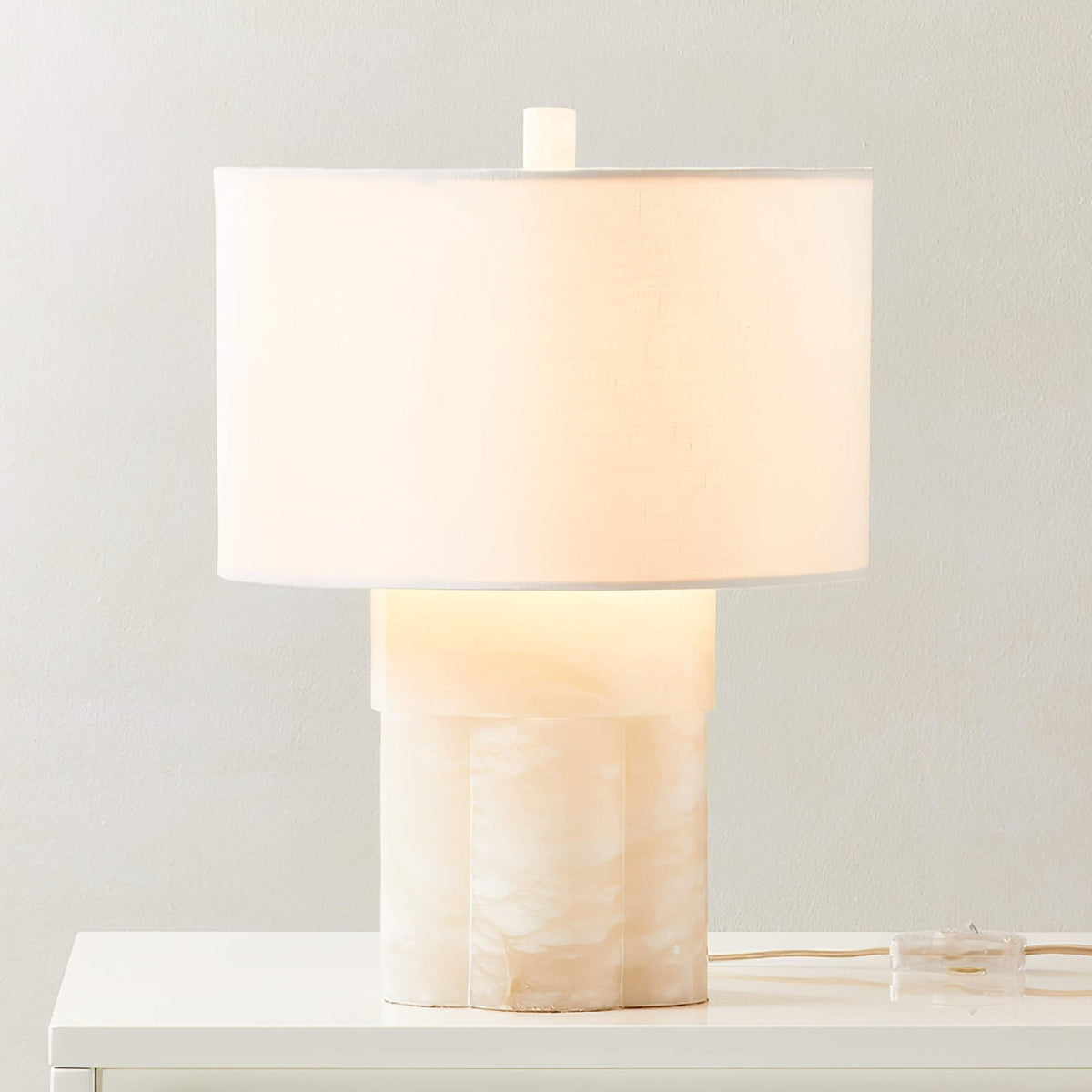 Albalia moderne alabasterbordlampe