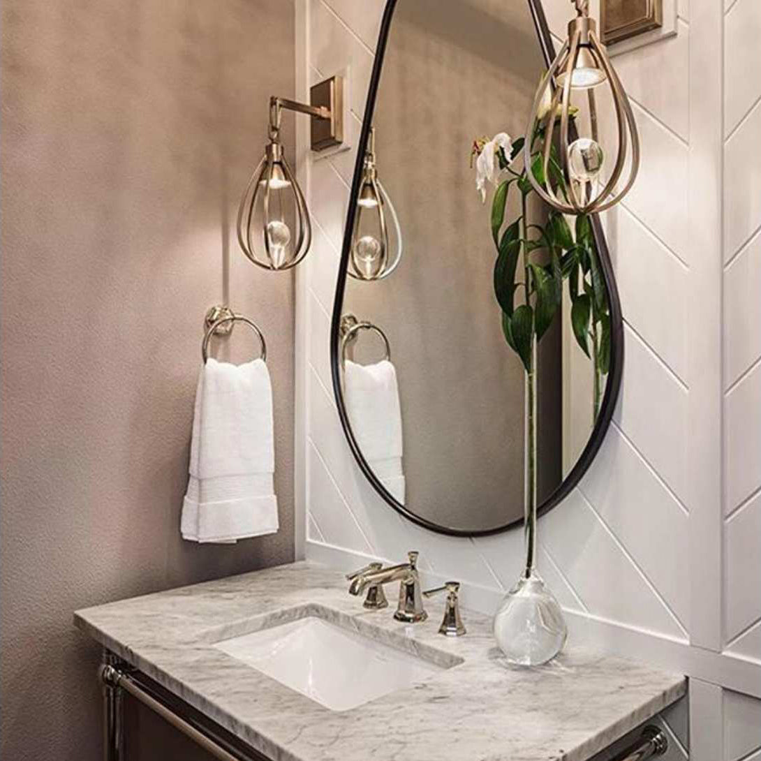 Candeeiro de parede de latão e cristal moderno e minimalista Gloruvys