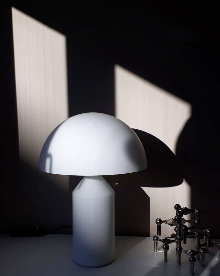 Selisina industriell minimalistisk bordslampa