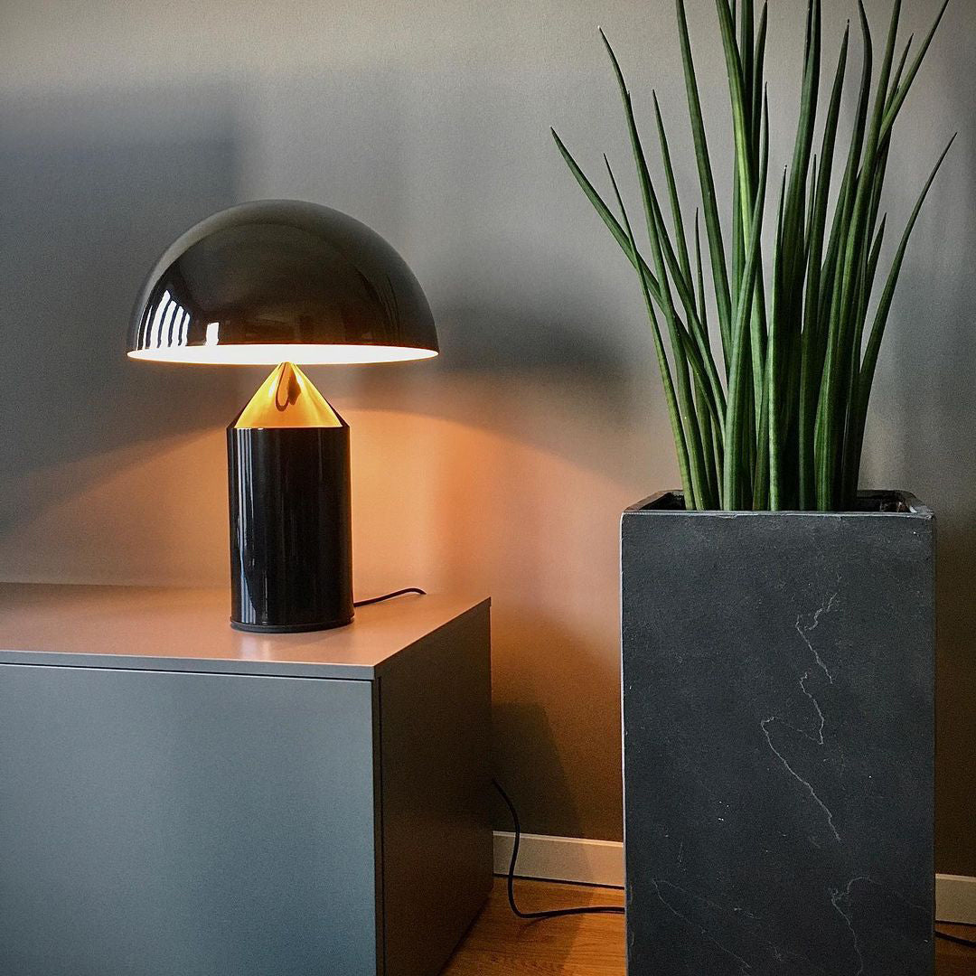 Selisina industriell minimalistisk bordslampa