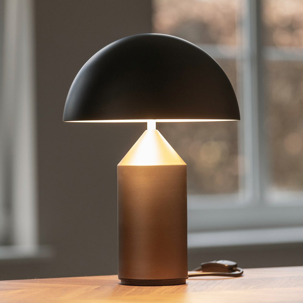Selisina industriell minimalistisk bordslampa