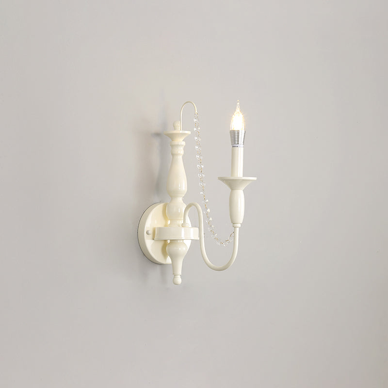 Candeeiro de parede tradicional de metal e cristal com velas Jarnbruvys