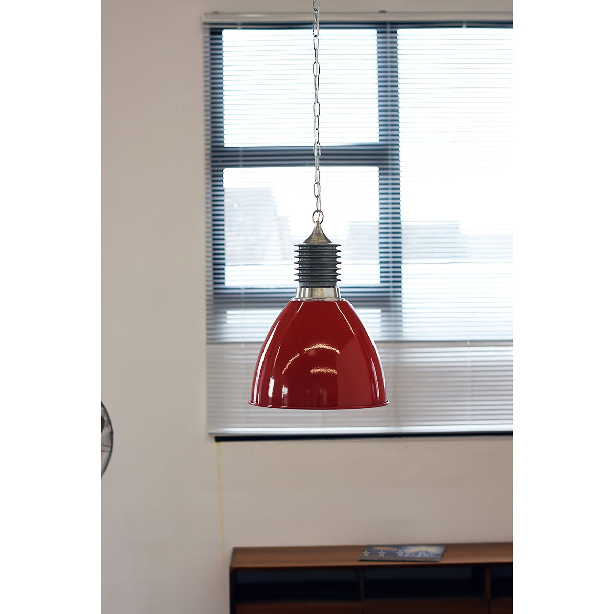 Kvennuvys moderne minimalistisk pendellampe i metal