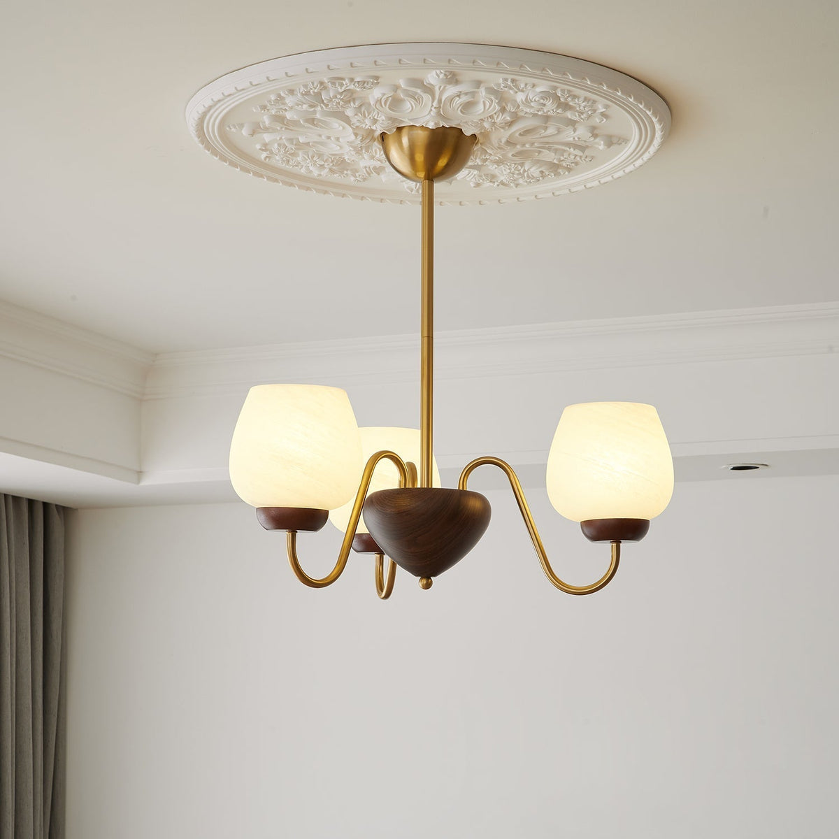 Candeeiro de teto de madeira e vidro elegante premium Sytheiel