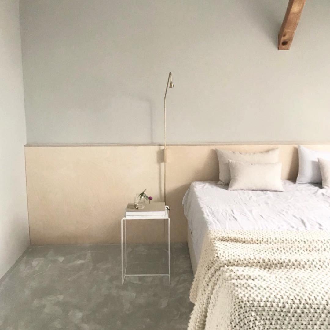 Vesolel-moderni minimalistinen seinävalaisin