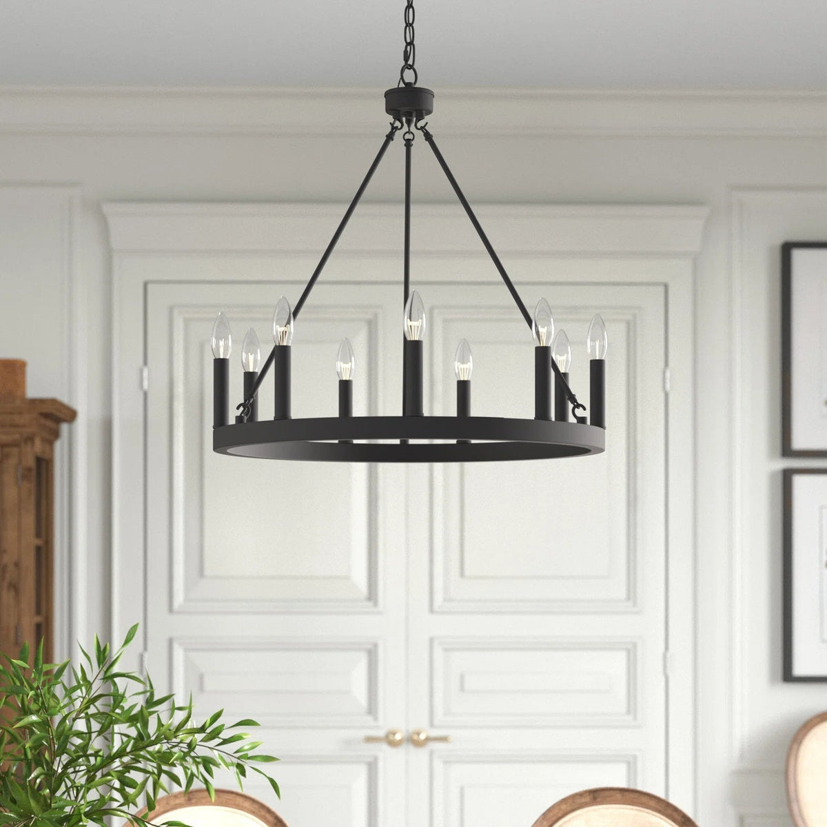Mjolkuvyo modern minimalistisk takkrona i metall