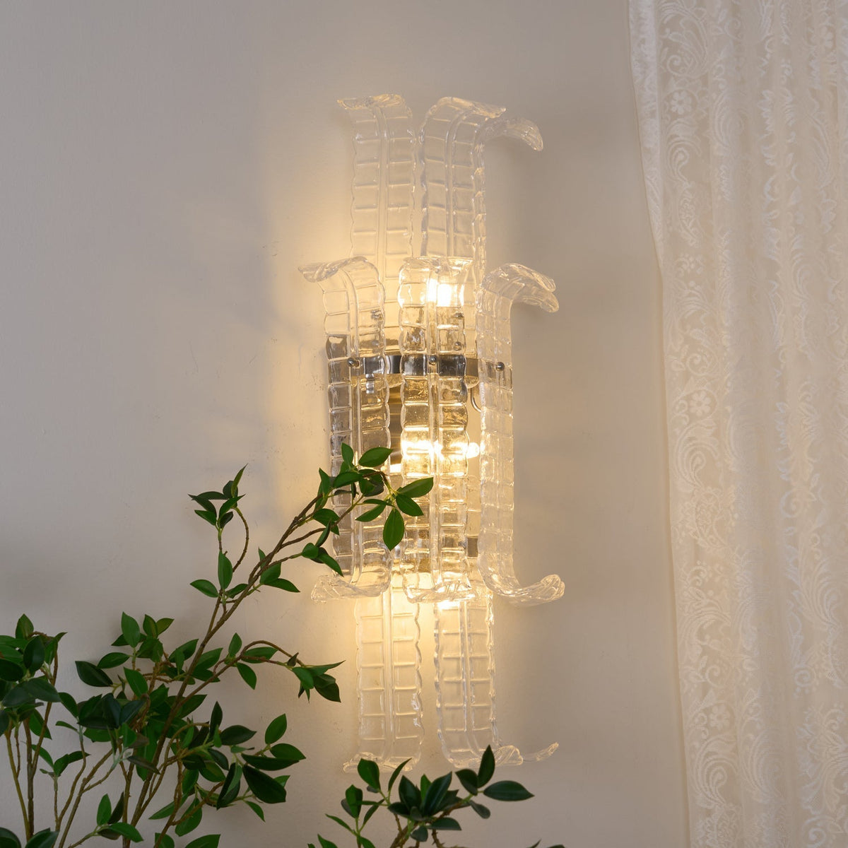 Celearia vägglampa med klar panel i geometriskt Murano-glas