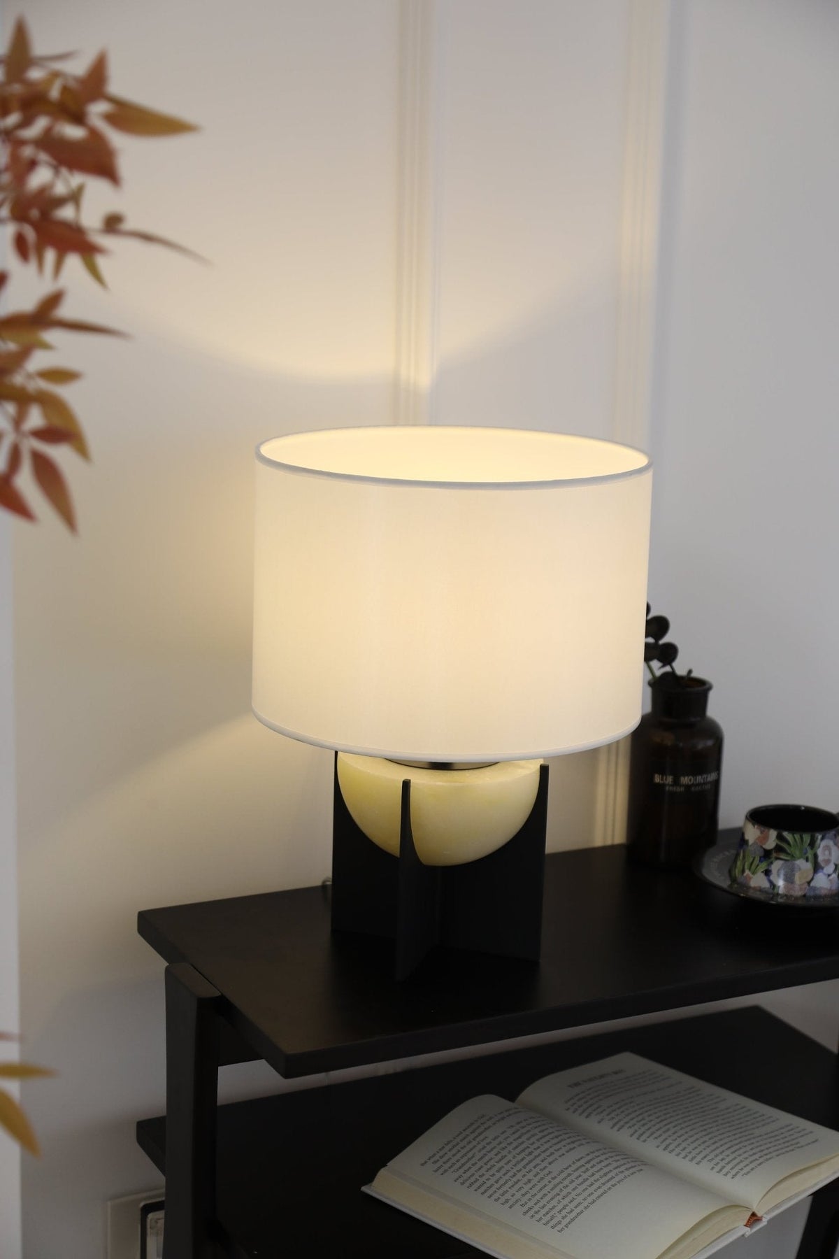 Corvielle-bordlampe i alabast