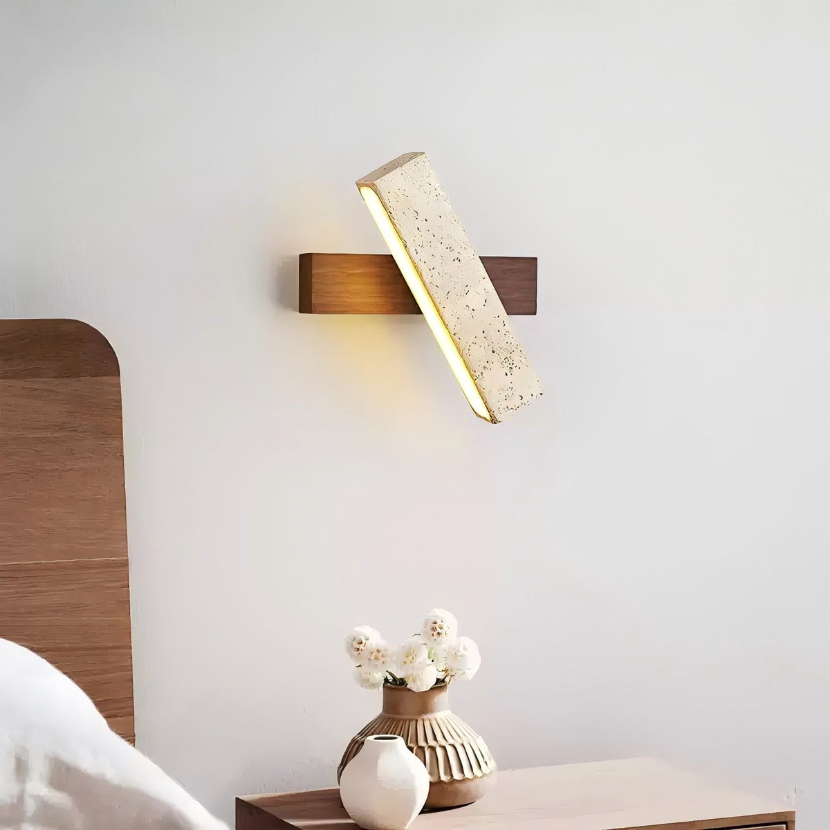 Candeeiro de parede moderno minimalista linear em nogueira e travertino Ostruvyo