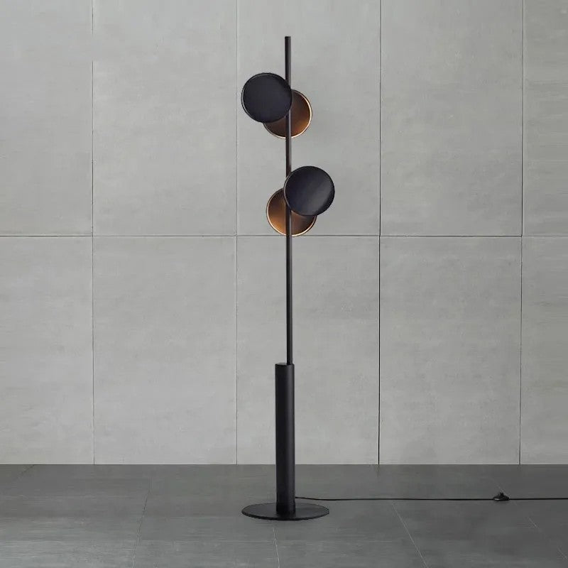 Sort gulvlampe i akryl