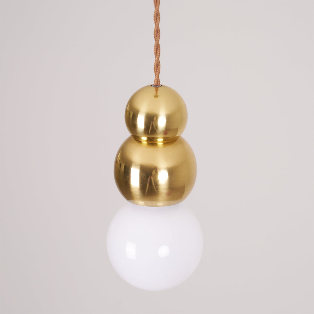 Bubbly-moderni lasiriippuvalaisin
