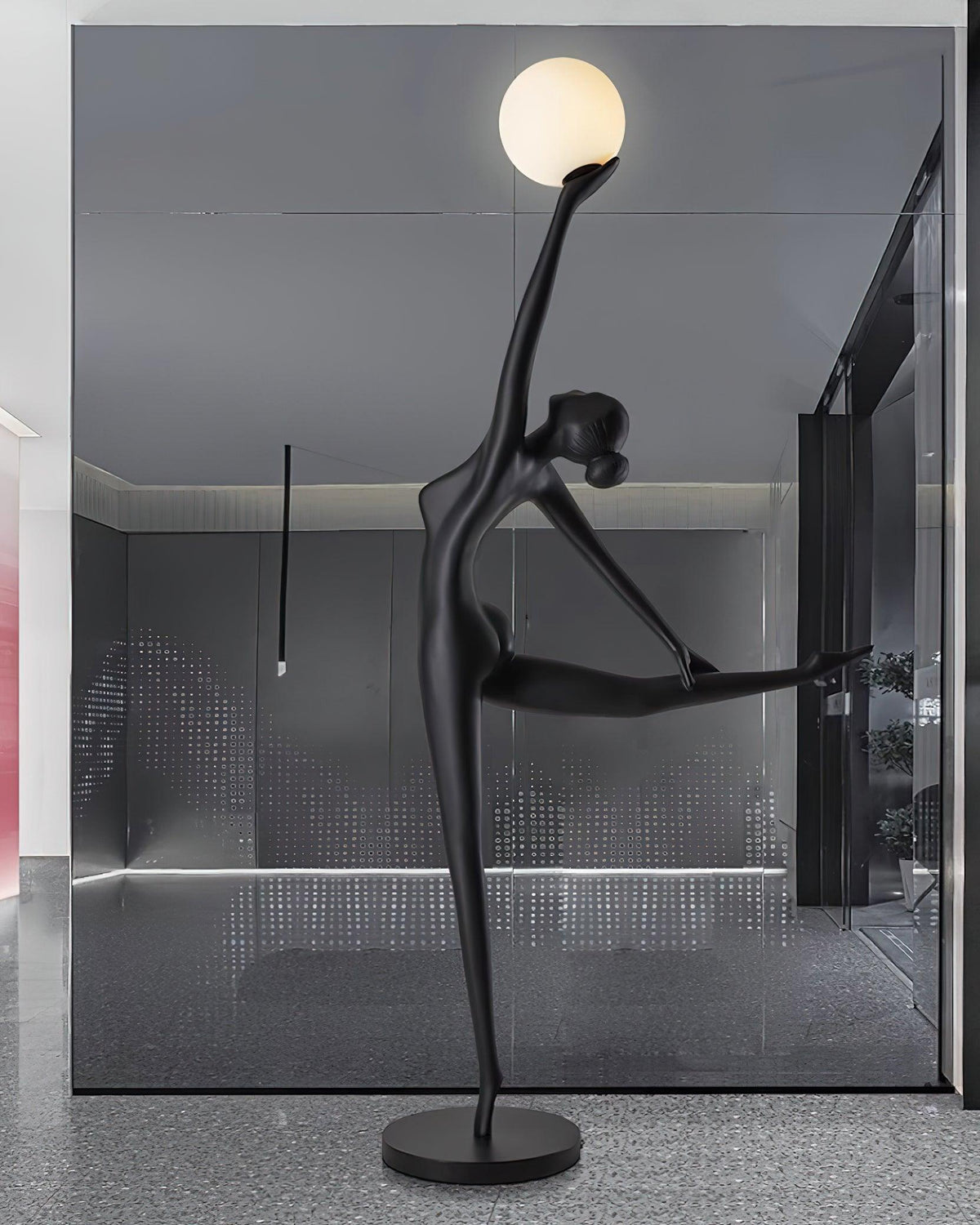 Ballerina golvlampa