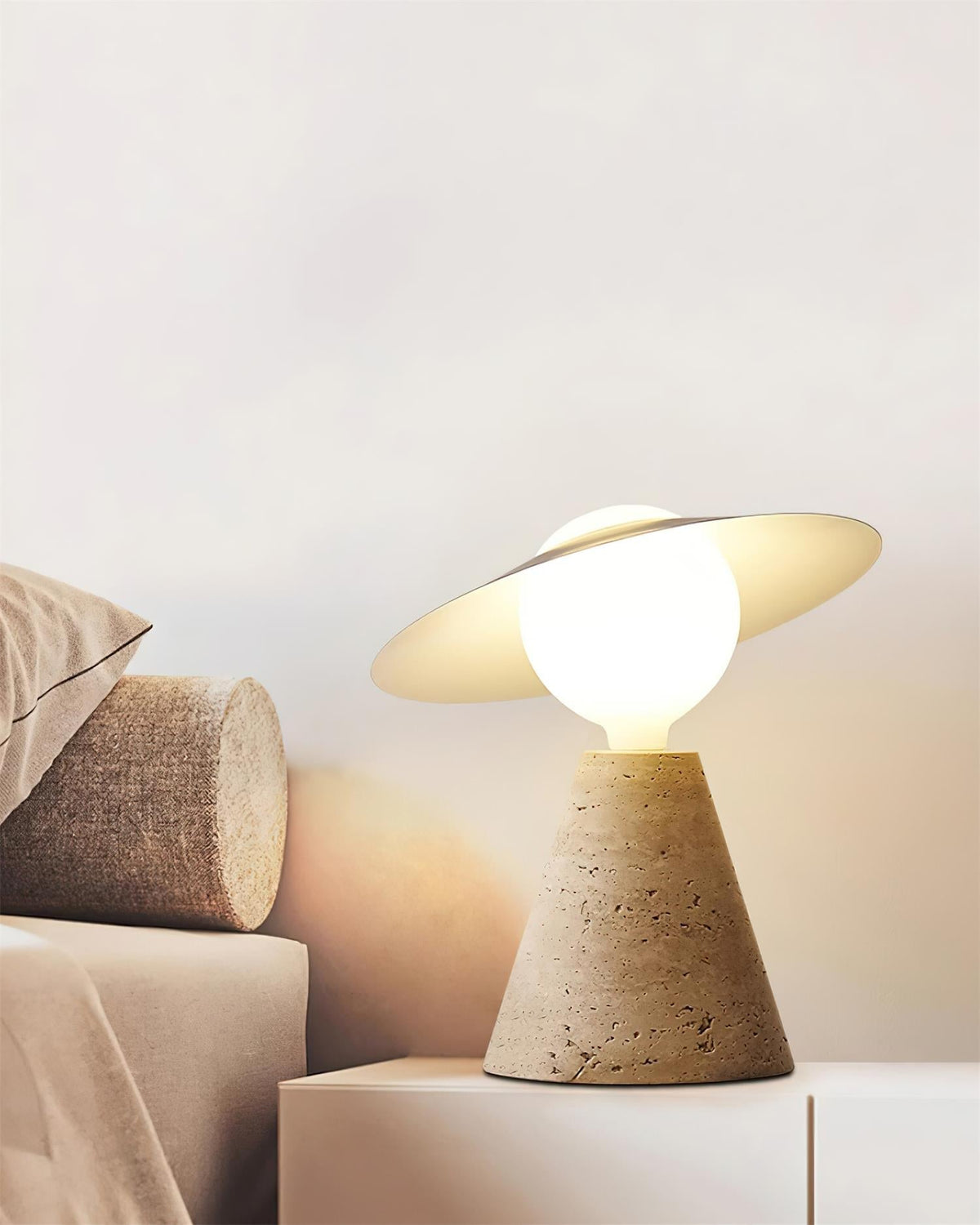 Elaalise bordslampa